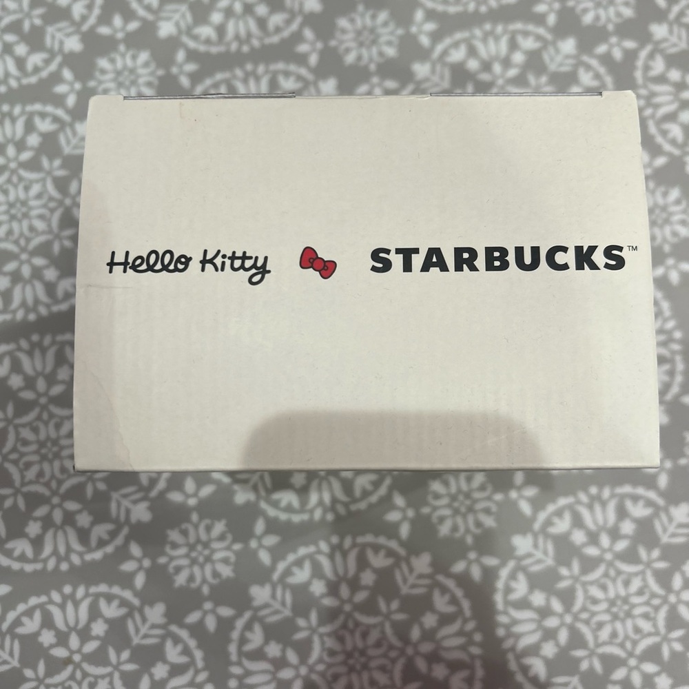 Hello Kitty Plush | BRAND NEW | Plush Perfect – Box Has Minor Water Damage - Picture 5 of 6